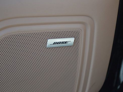 Used 2025 Porsche Macan image 33