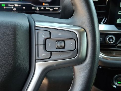 Used 2023 Chevrolet Silverado 1500 LT AWD/4WD image 24