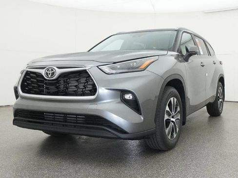 New 2026 Toyota Highlander XLE AWD/4WD image 21
