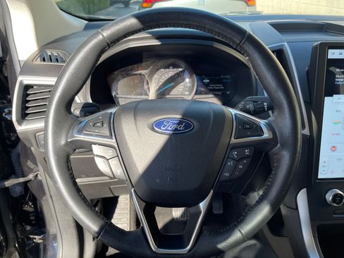Used 2022 Ford Edge SEL image 28