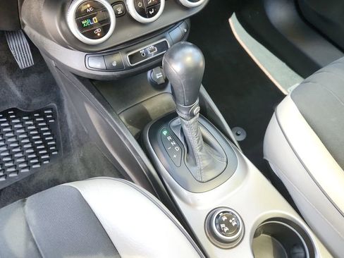 Used 2017 FIAT 500X Lounge w/ Lounge Premium Package (FWD) image 23
