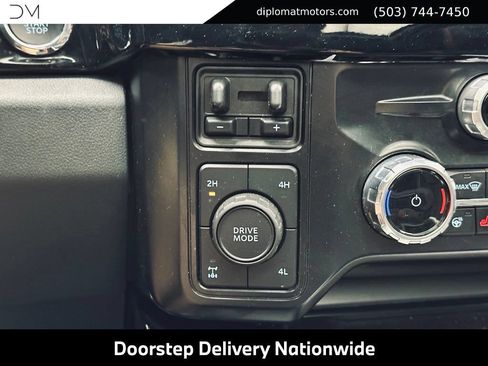 Used 2024 Ford F250 Lariat w/ Lariat Ultimate Package AWD/4WD image 42