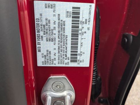 New 2026 Lincoln Nautilus Premier image 20