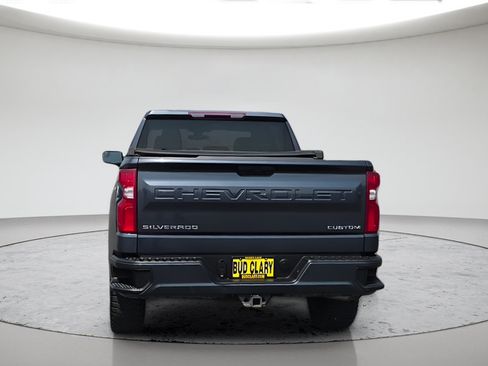 Used 2021 Chevrolet Silverado 1500 Custom w/ LPO, Dark Essentials Package AWD/4WD image 10