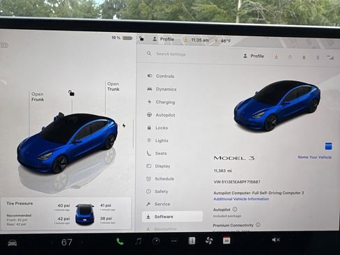 Used 2023 Tesla Model 3 Standard Range image 17