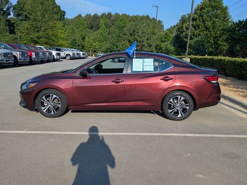Used 2022 Nissan Sentra SV w/ All-Weather Package FWD image 7