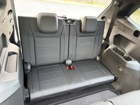 Used 2020 Volkswagen Tiguan SE R-Line w/ 3rd Row Seat Package AWD/4WD image 63