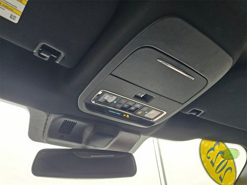 Used 2023 Ford F150 Lariat w/ Equipment Group 502A High image 29