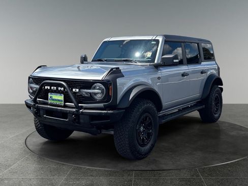 Used 2023 Ford Bronco Wildtrak AWD/4WD image 3