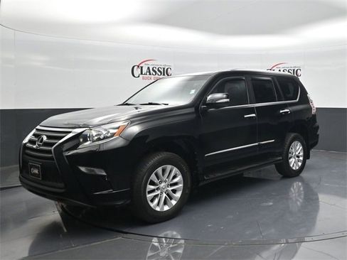 Used 2016 Lexus GX 460 image 3