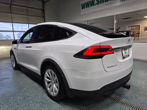 Used 2017 Tesla Model X 100D AWD/4WD image 9