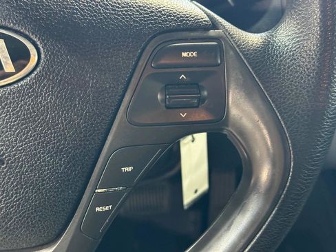Used 2017 Kia Forte LX FWD image 20