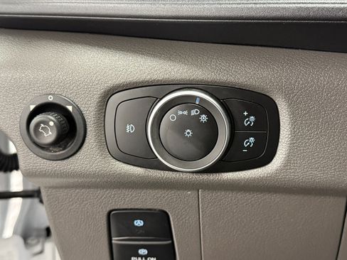 Used 2024 Ford Transit 250 Low Roof AWD w/ Exterior Upgrade Package image 18