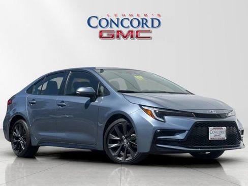 Used 2023 Toyota Corolla XSE w/ Carpet Mat Package (TMS) FWD image 2