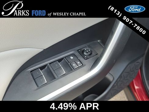 Used 2022 Toyota RAV4 XLE Premium AWD/4WD image 18