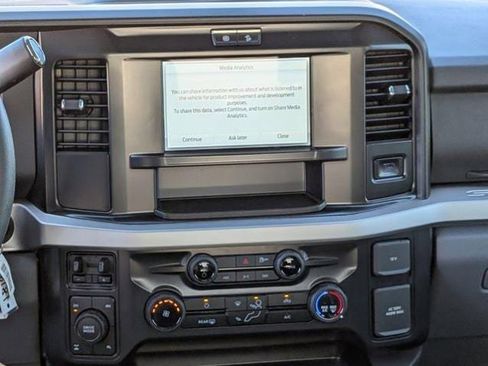 New 2026 Ford F250 XLT w/ FX4 Off-Road Package AWD/4WD image 15