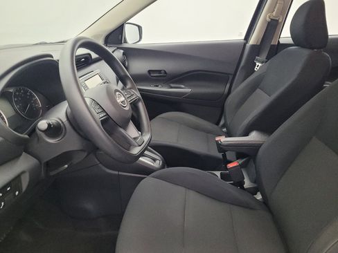 Used 2024 Nissan Kicks S FWD image 17