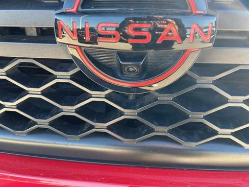 Used 2024 Nissan Titan PRO-4X w/ Pro-4x Convenience Package AWD/4WD image 3