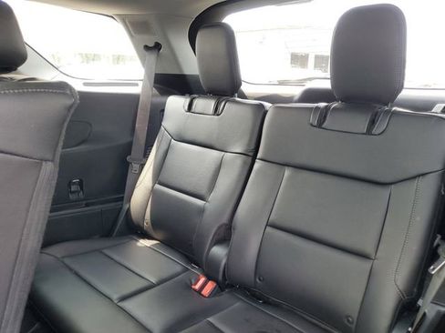 Used 2020 Ford Explorer Limited w/ Equipment Group 310A image 29