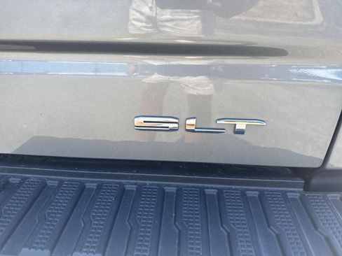 Used 2019 GMC Sierra 1500 SLT w/ SLT Premium Plus Package AWD/4WD image 33