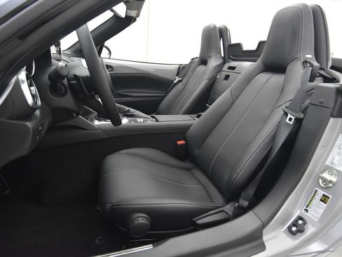 New 2026 MAZDA MX-5 Miata Grand Touring w/ Weather Package RWD image 25