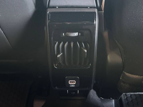 Used 2025 Jeep Compass Trailhawk AWD/4WD image 21