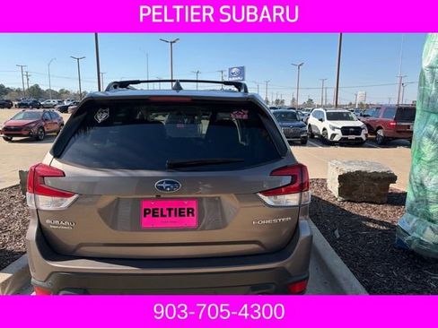Used 2023 Subaru Forester Limited image 17