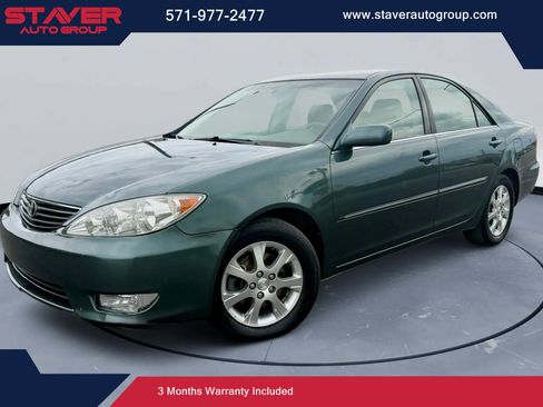 Used 2005 Toyota Camry XLE image 1
