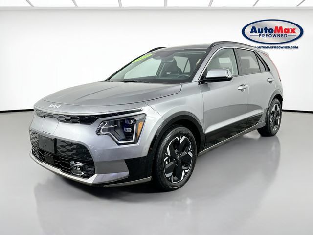 Used 2023 Kia Niro Wave w/ Wave Preserve Package FWD image 1