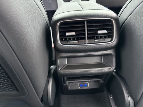 New 2025 Mercedes-Benz GLE 450 4MATIC image 17