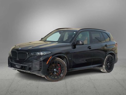 Certified 2024 BMW X5 xDrive40i w/ M Sport Package image 1
