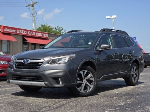 Used 2020 Subaru Outback Limited w/ Popular Package #2 AWD/4WD image 2