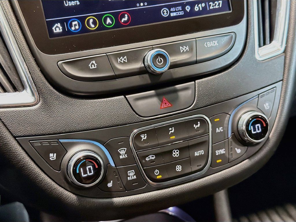 Used 2021 Chevrolet Malibu Premier FWD image 17