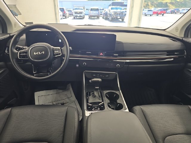 Used 2026 Kia Carnival SX Prestige FWD image 11