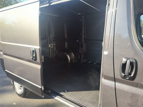 Used 2022 RAM ProMaster 3500 w/ Advanced Safety Group image 23