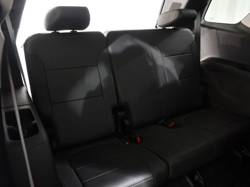 Used 2021 Chevrolet Traverse Premier w/ Redline Edition AWD/4WD image 20