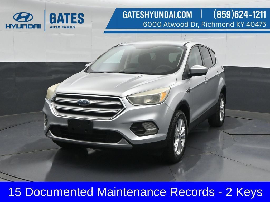 Used 2017 Ford Escape SE AWD/4WD image 5