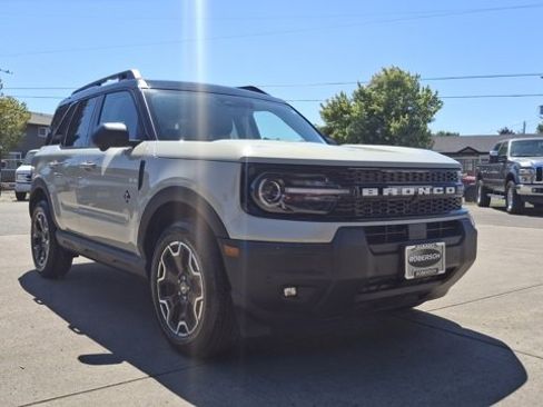 New 2025 Ford Bronco Sport Outer Banks w/ Outer Banks Tech Package+ image 2
