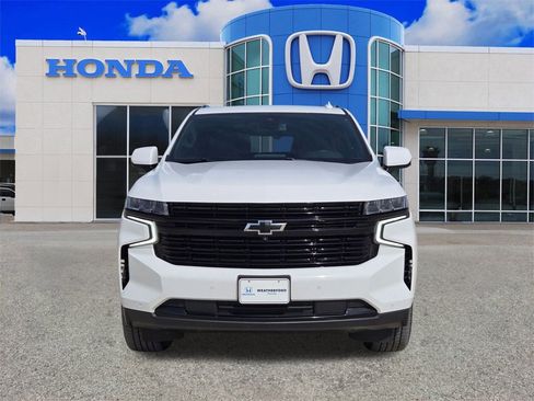 Used 2024 Chevrolet Suburban RST w/ Luxury Package image 8