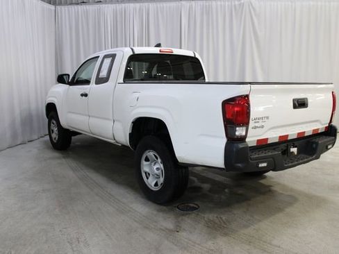 Used 2020 Toyota Tacoma SR AWD/4WD image 26