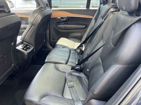 Used 2022 Volvo XC90 T6 Momentum w/ Advanced Package AWD/4WD image 22