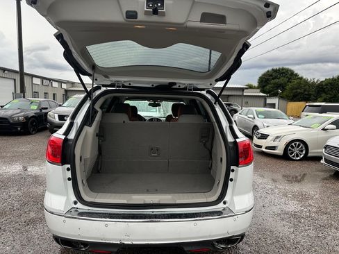 Used 2017 Buick Enclave Convenience FWD image 19