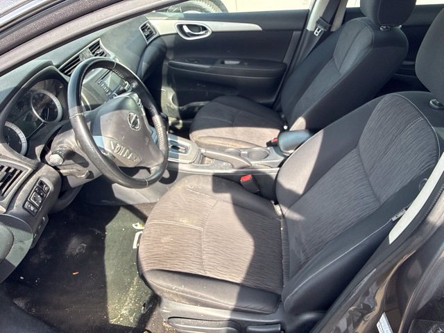 Used 2015 Nissan Sentra SV FWD image 5