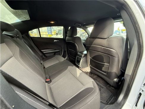 Used 2018 Dodge Charger R/T image 26