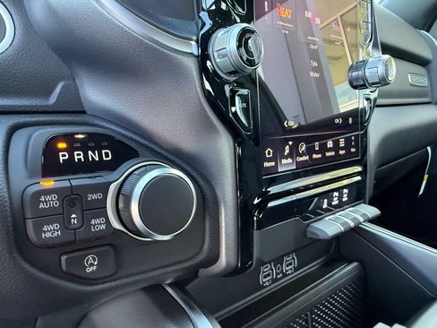 New 2026 RAM 1500 Big Horn AWD/4WD image 19