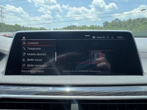 Used 2022 BMW 740i w/ M Sport Package RWD image 24