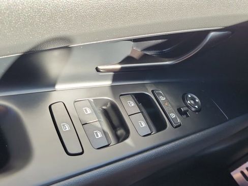 New 2026 Hyundai Elantra Sport image 14