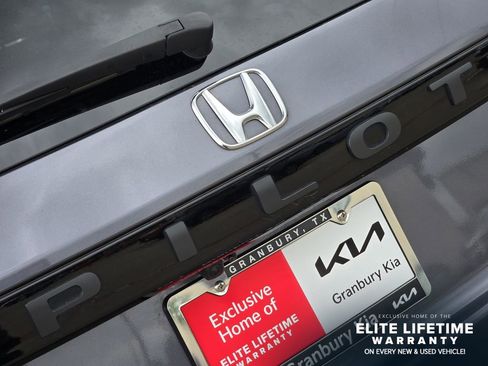 Used 2023 Honda Pilot EX-L image 8