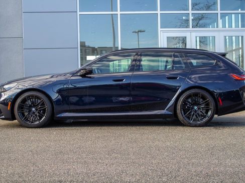 Used 2025 BMW M5 Touring image 7