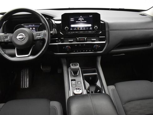 Used 2025 Nissan Pathfinder SV AWD/4WD image 25